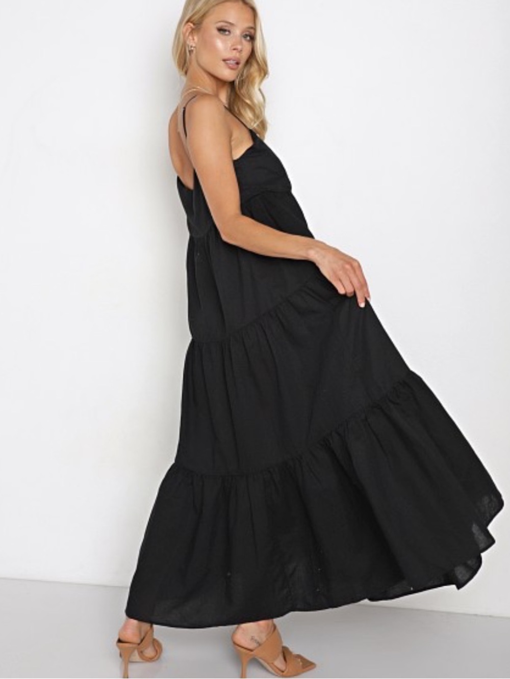 Charlie Holiday Isabella linen blend Maxi Dress Black 4